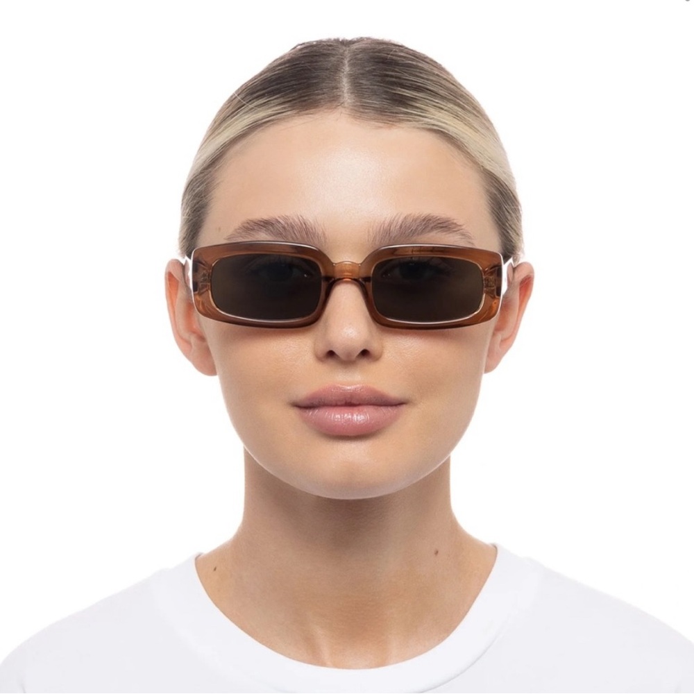 Le Specs Dynamite Sunglasses In Tobacco